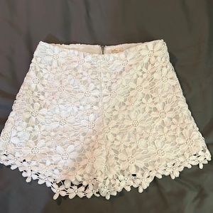 Hollister white lace shorts